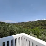 Lionaki House