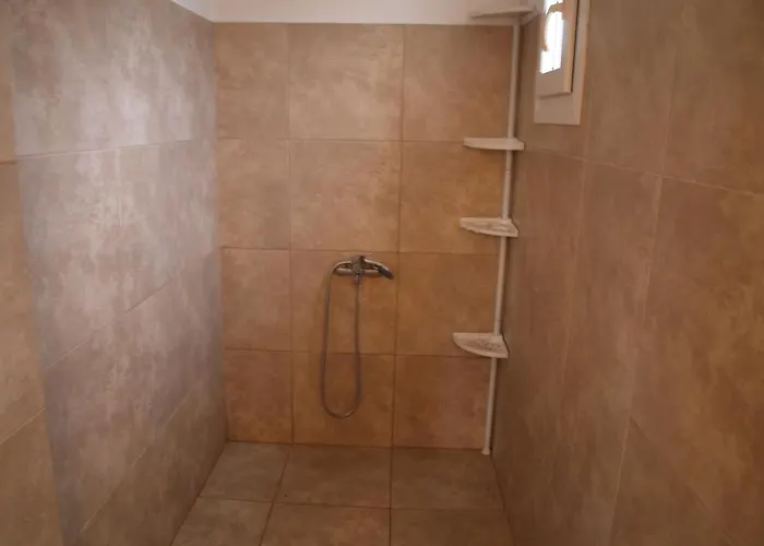 Lionaki House Case de vacanță